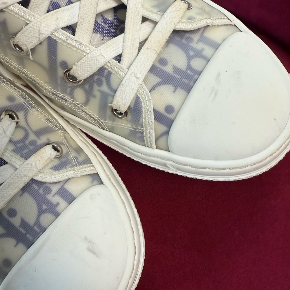 Dior White and Gray High-Top Sneakers with Blue and Green Patch - Picture 12 of 16